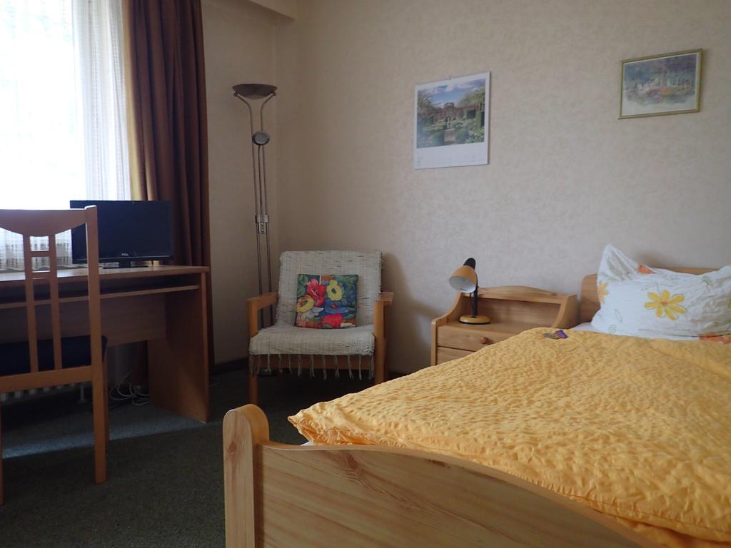 Haus Charlotte Hotel Bad Nenndorf Cameră foto